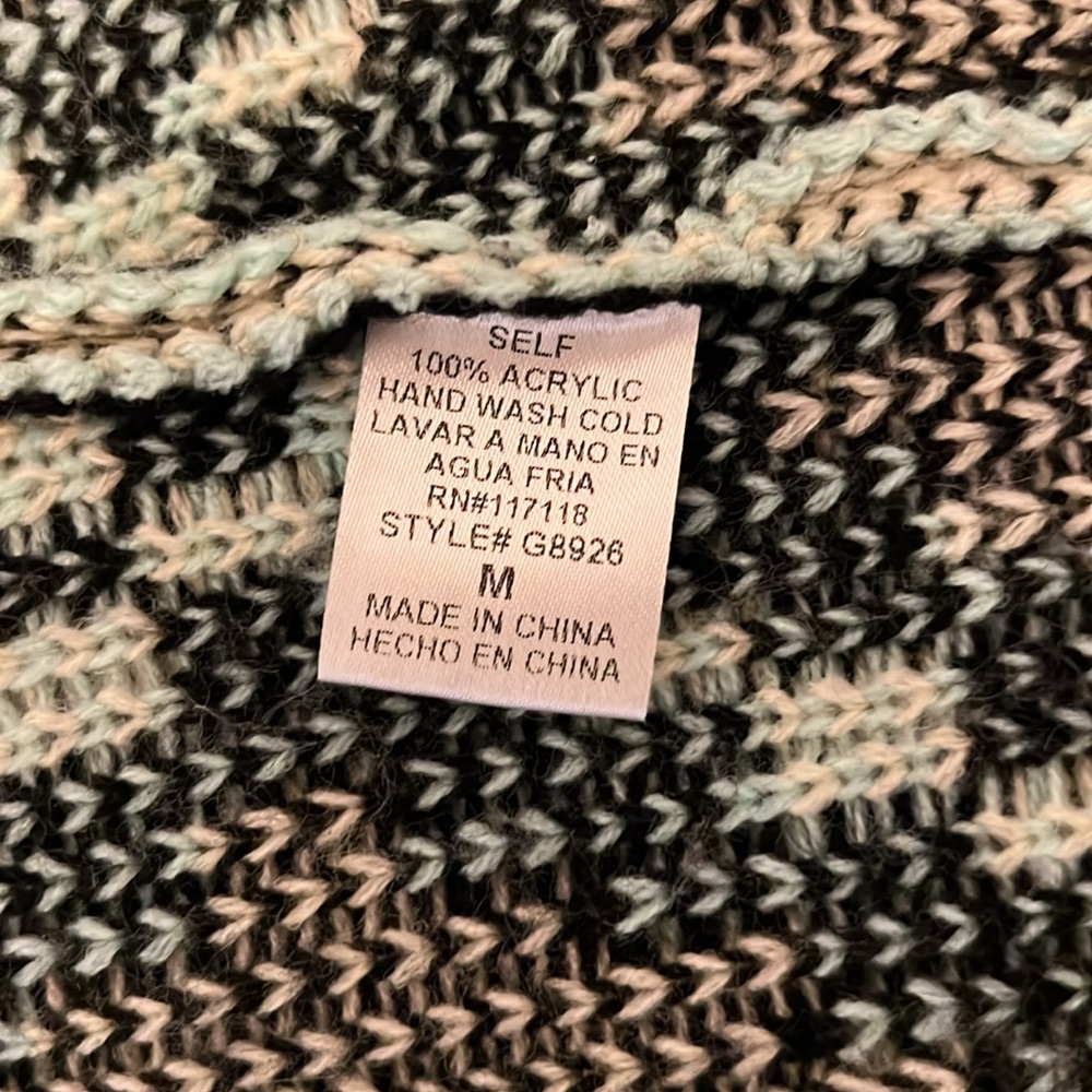Medium Kate Collection Cardigan - Picture 4 of 7